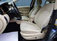 Jaguar X-Type 12