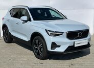 Volvo XC40 3