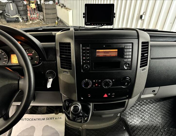 Mercedes-Benz Sprinter 23
