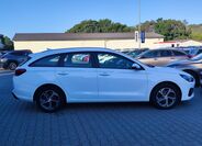 Hyundai i30 4