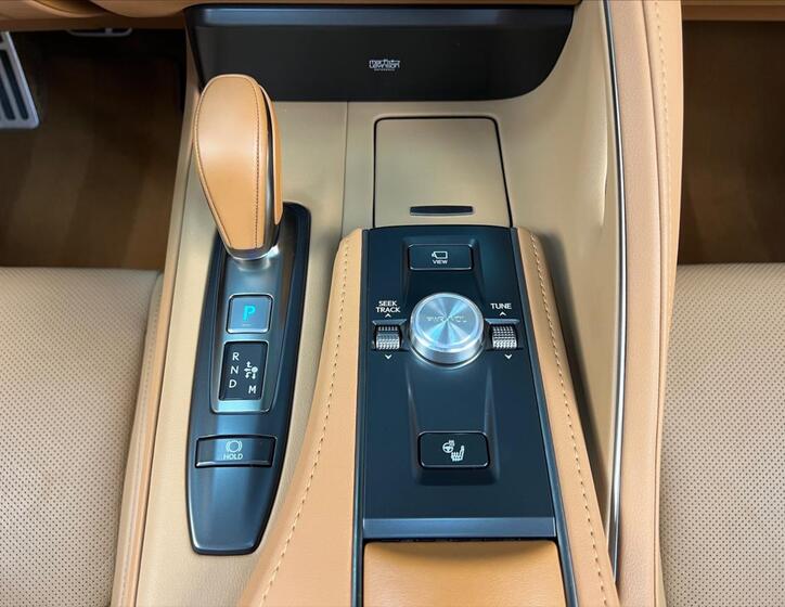 Lexus LC 500 29