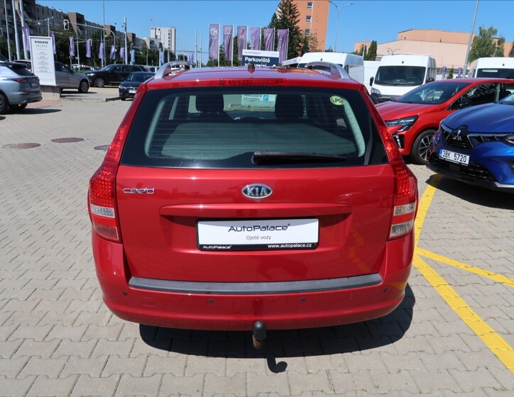 KIA Ceed 5