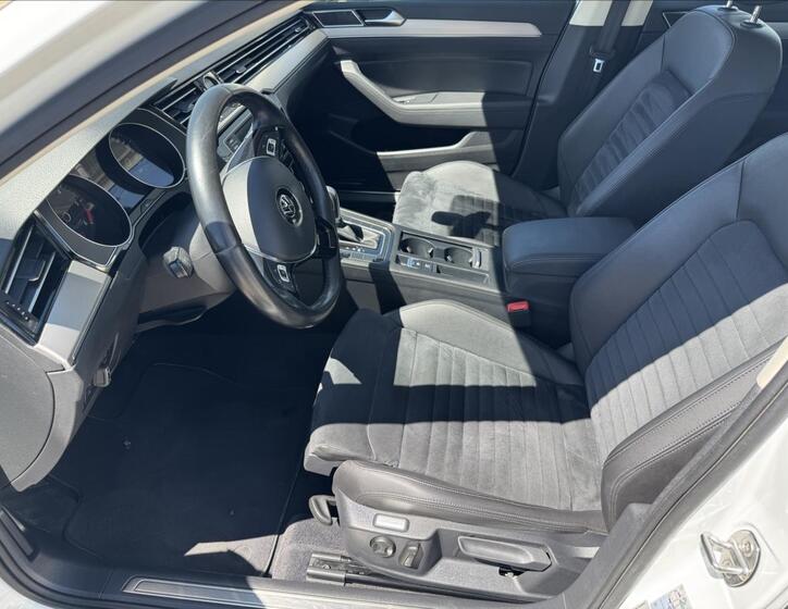 Volkswagen Passat 11