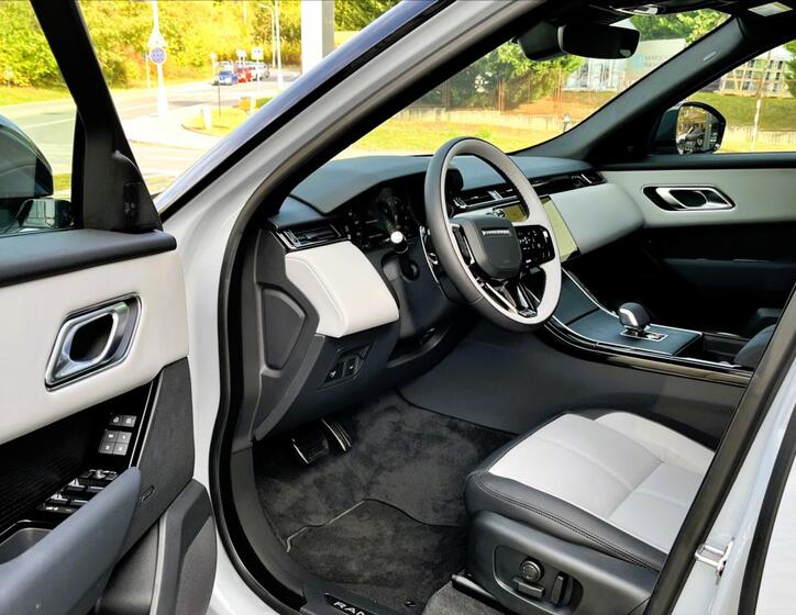 Land Rover Range Rover Velar 8