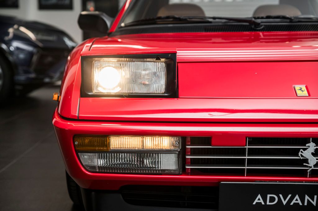 Ferrari Mondial