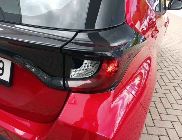Toyota Yaris 27