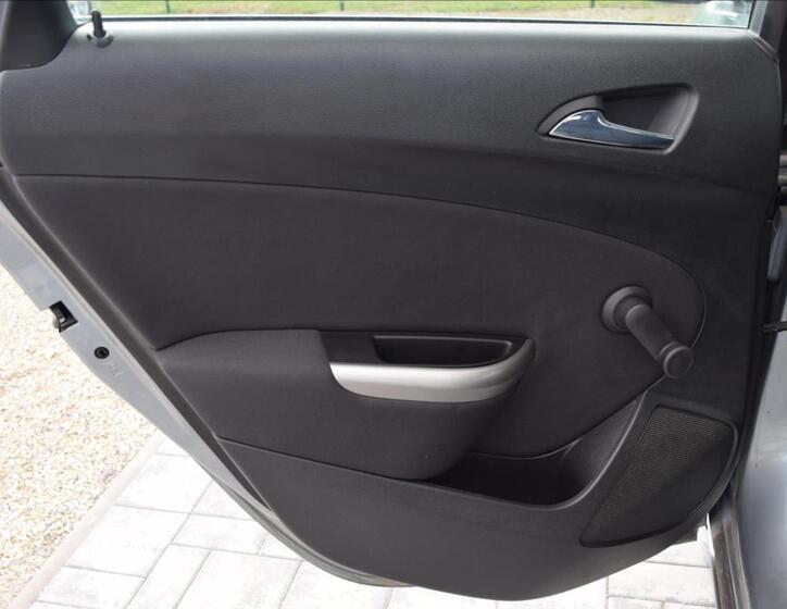 Opel Astra 23