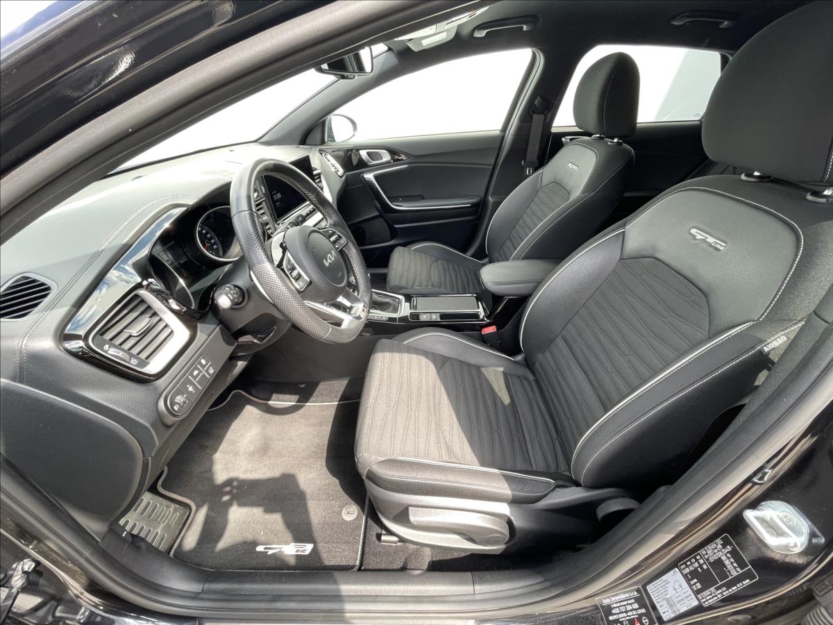 KIA ProCeed