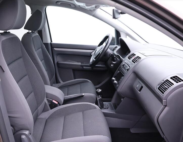 Volkswagen Touran 12