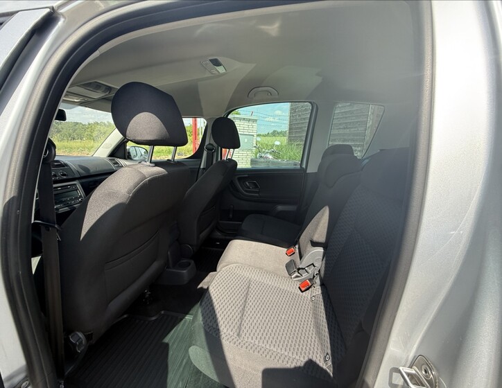 Škoda Roomster 17