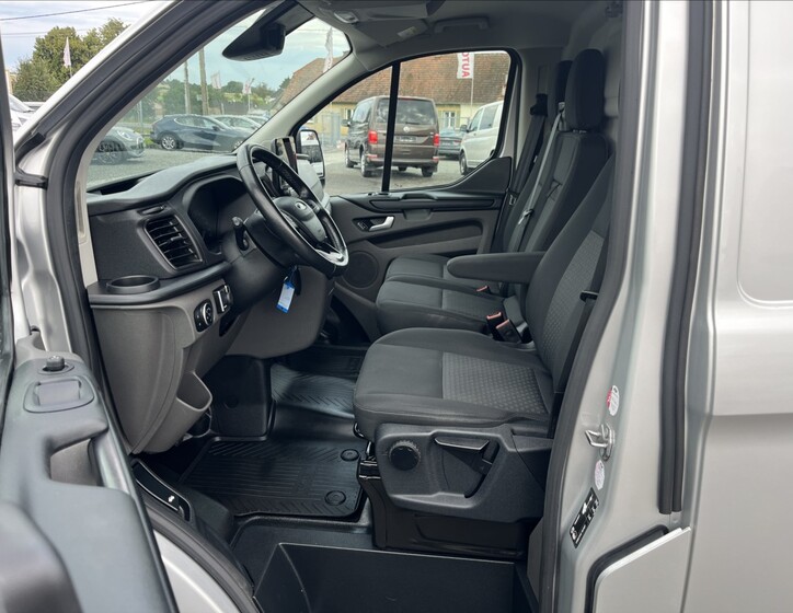 Ford Transit Custom 27