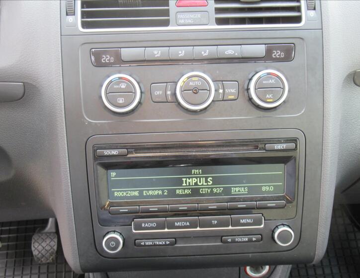 Volkswagen Touran 11