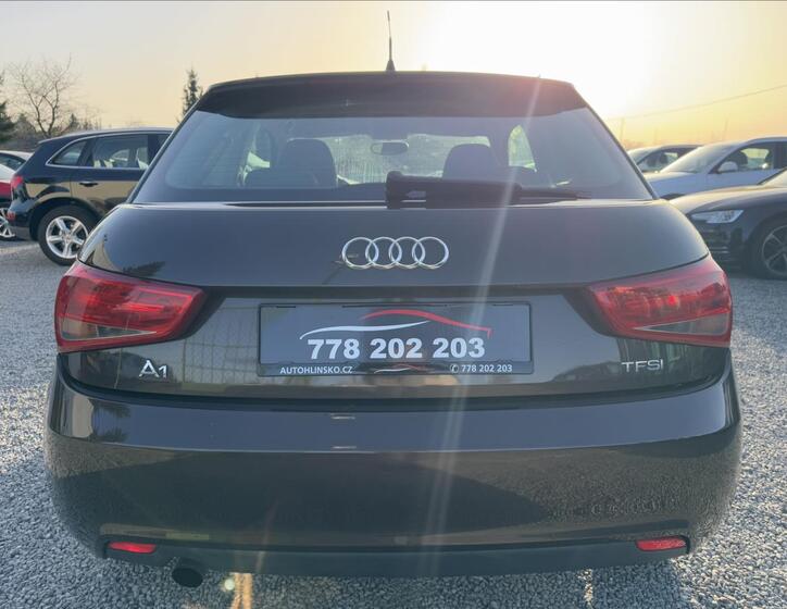 Audi A1 6