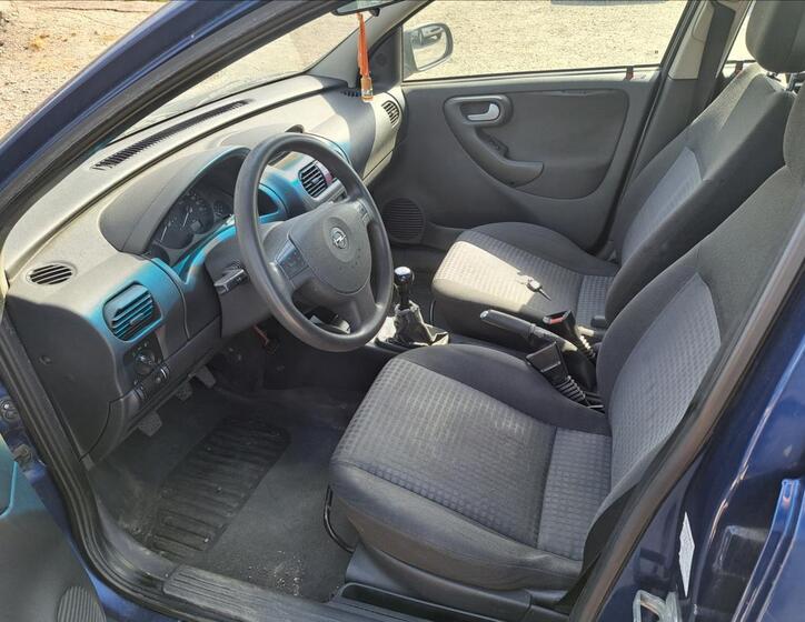 Opel Corsa 22