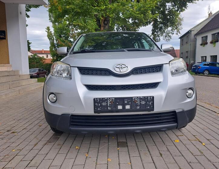 Toyota Urban Cruiser 17