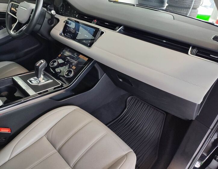 Land Rover Range Rover Evoque 15