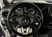 Mercedes-Benz Vito 17