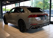 Audi SQ8 4
