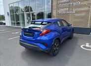 Toyota C-HR 2