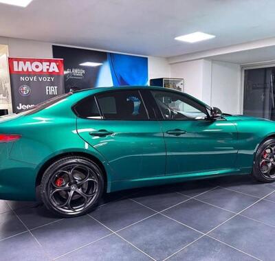 Alfa Romeo Giulia 4