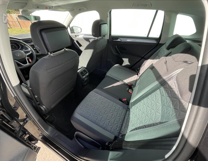 Volkswagen Tiguan 17