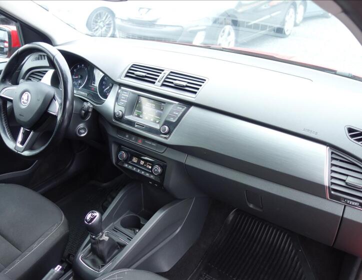 Škoda Fabia 12