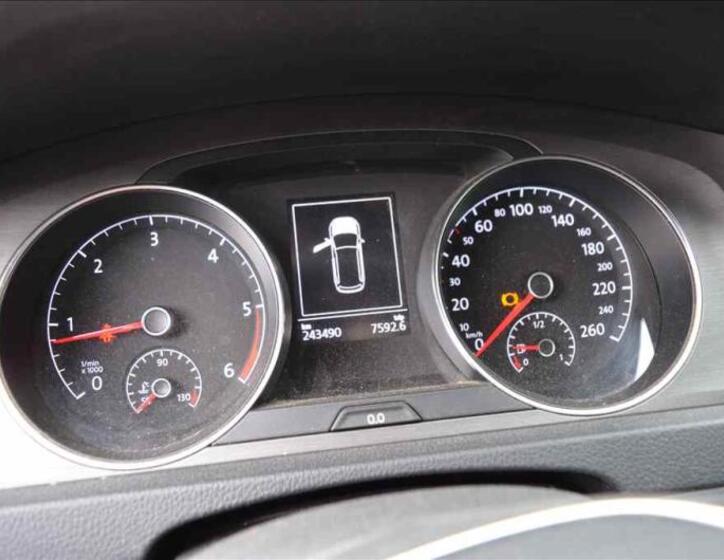 Volkswagen Golf 14