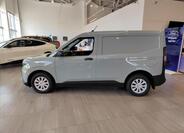 Ford Transit Courier 8