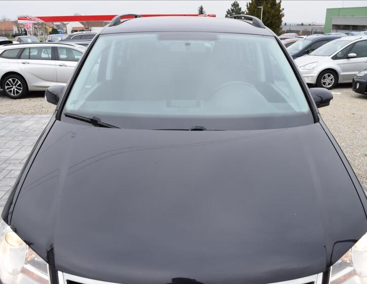 Volkswagen Touran 3