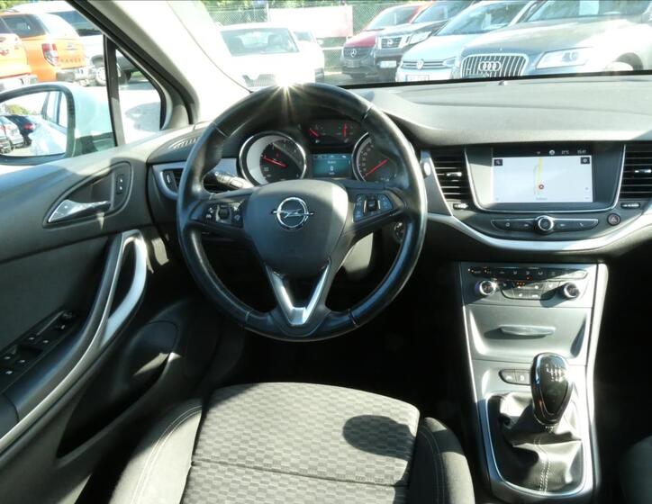 Opel Astra 27