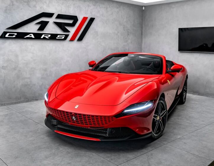 Ferrari Roma 10