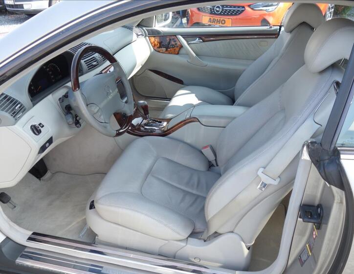 Mercedes-Benz CL 10