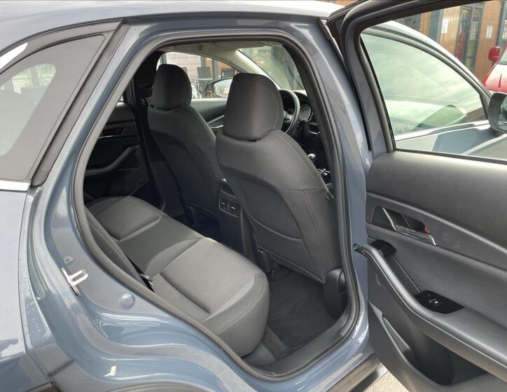 Mazda CX-30 38