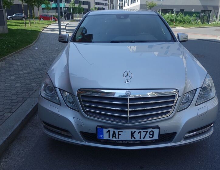 Mercedes-Benz Třídy E 2