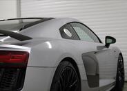 Audi R8 40