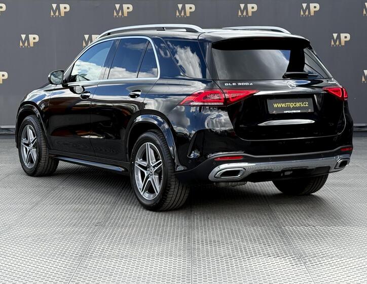 Mercedes-Benz GLE 9