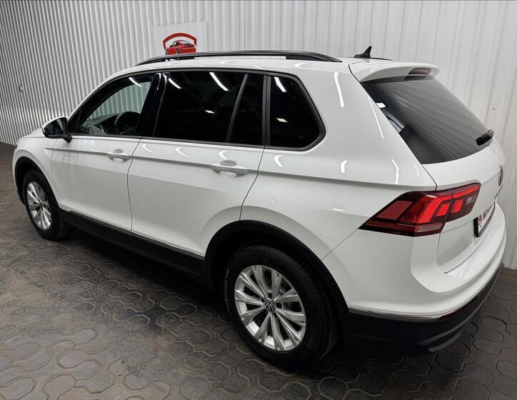Volkswagen Tiguan 6