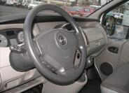 Opel Vivaro 5