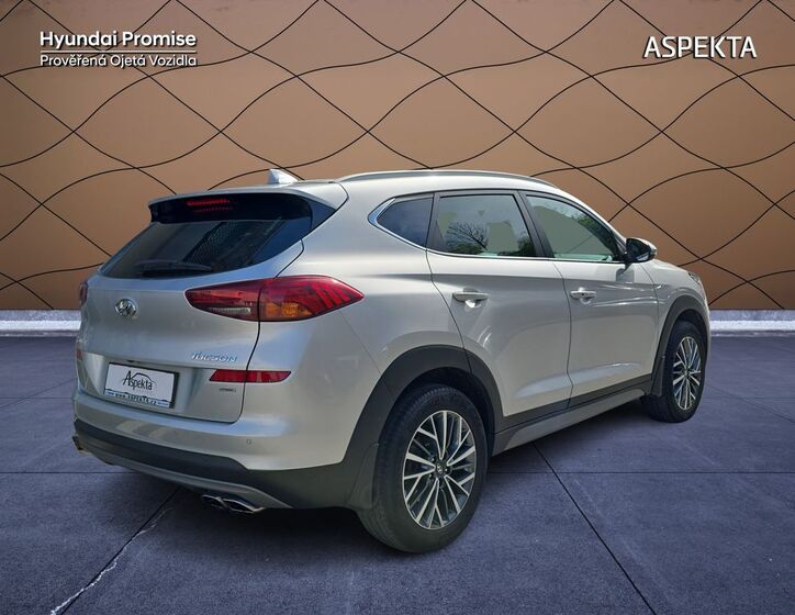 Hyundai Tucson 5