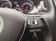 Volkswagen Golf 27