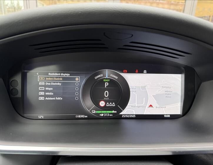 Jaguar I-Pace 24