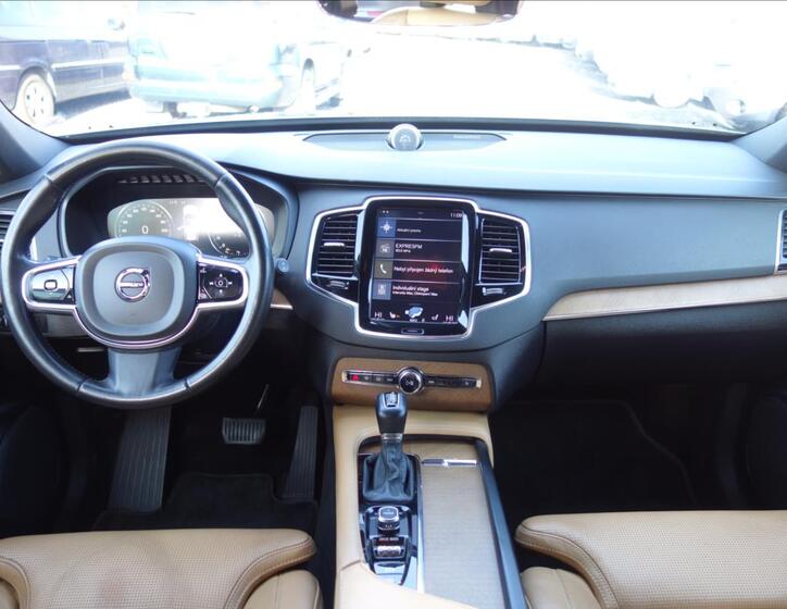 Volvo XC90 19
