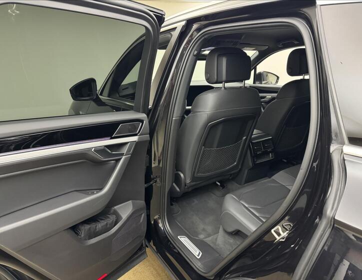 Volkswagen Touareg 41