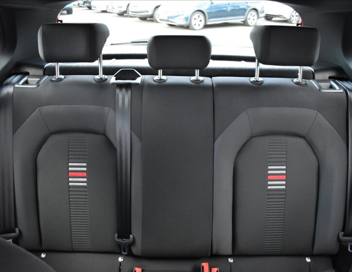 Seat Arona 23