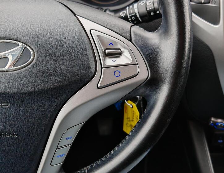 Hyundai ix20 24