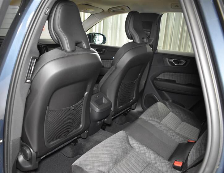 Volvo XC60 9