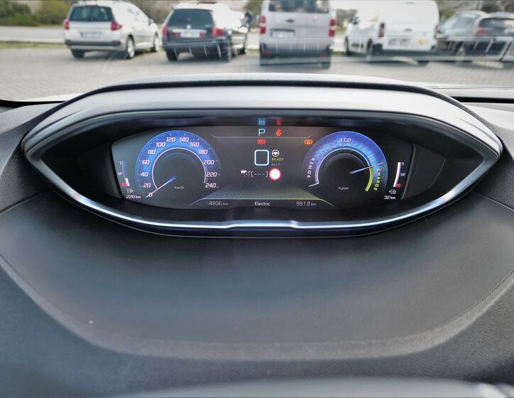 Peugeot 3008 16