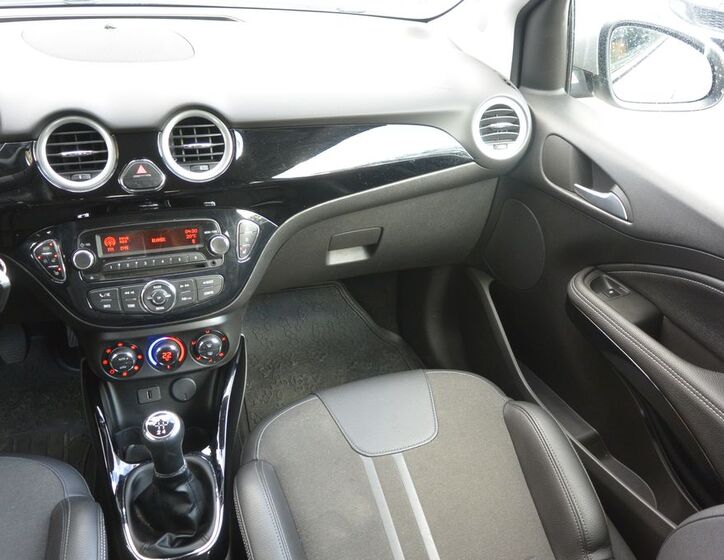 Opel Adam 13