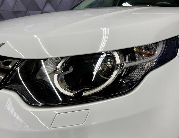 Land Rover Discovery 8