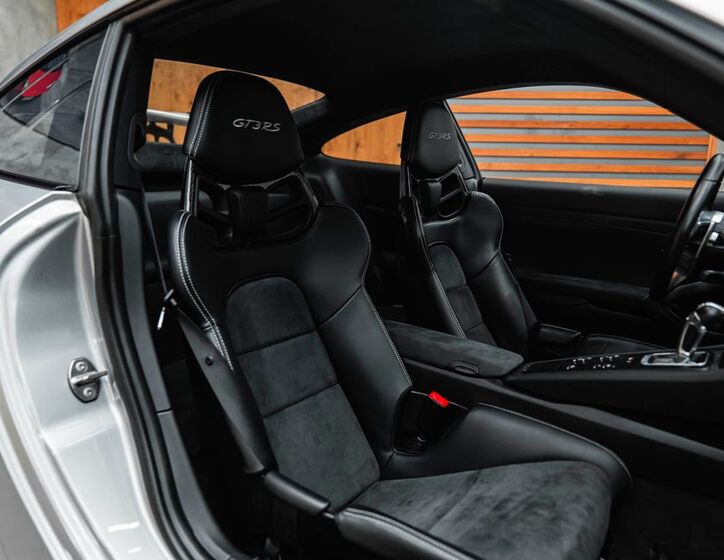 Porsche 911 37